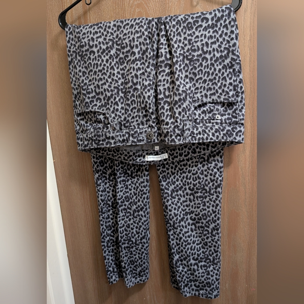 French Connection Gray Leopard Print Pants